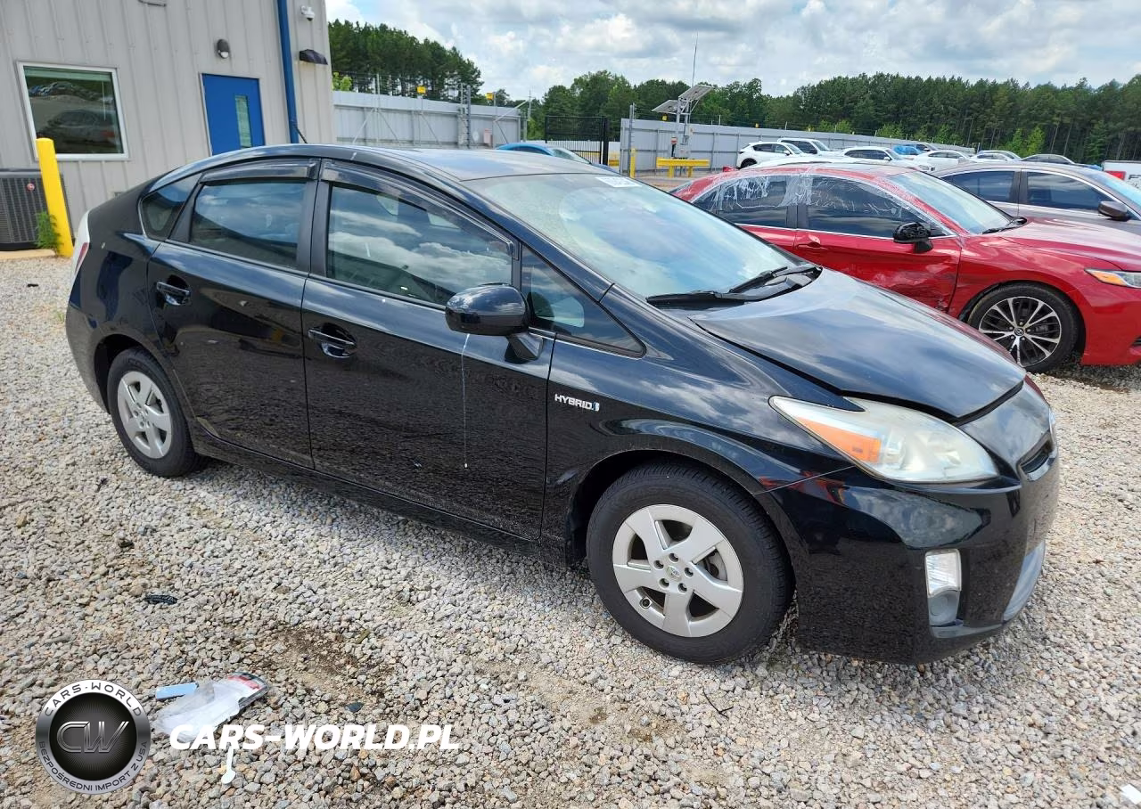 2011 Toyota Prius Two VIN:JTDKN3DU4B0274510 - 4