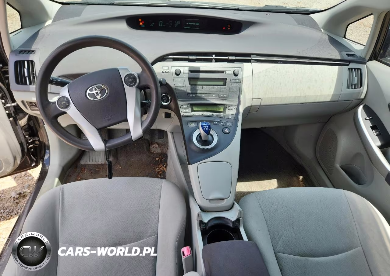 2011 Toyota Prius Two VIN:JTDKN3DU4B0274510 - 8