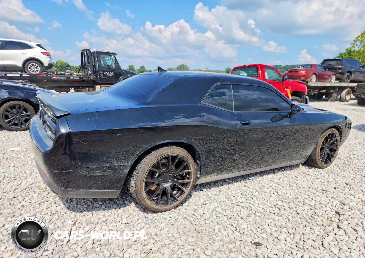 2016 Dodge Challenger R-T Scat Pack VIN:2C3CDZFJ2GH255734 - 3