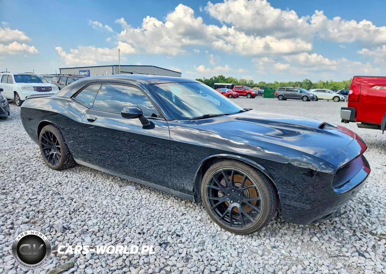 2016 Dodge Challenger R-T Scat Pack VIN:2C3CDZFJ2GH255734 - 4