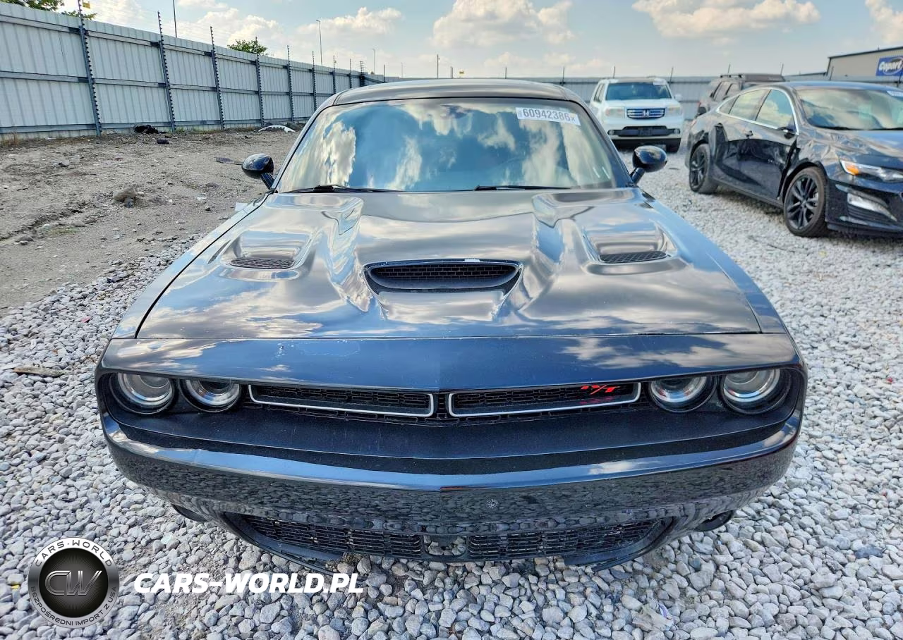 2016 Dodge Challenger R-T Scat Pack VIN:2C3CDZFJ2GH255734 - 5