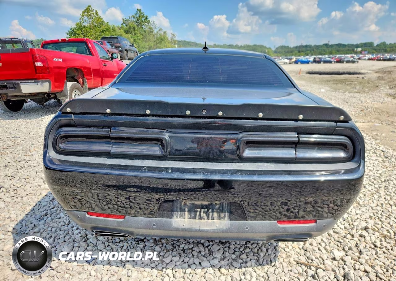 2016 Dodge Challenger R-T Scat Pack VIN:2C3CDZFJ2GH255734 - 6