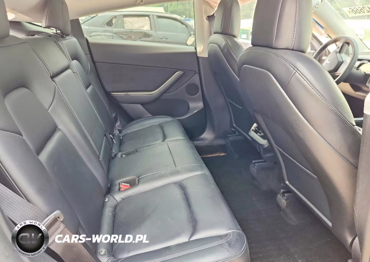 2021 Tesla Model Y VIN:5YJYGDEF5MF251753 - 10