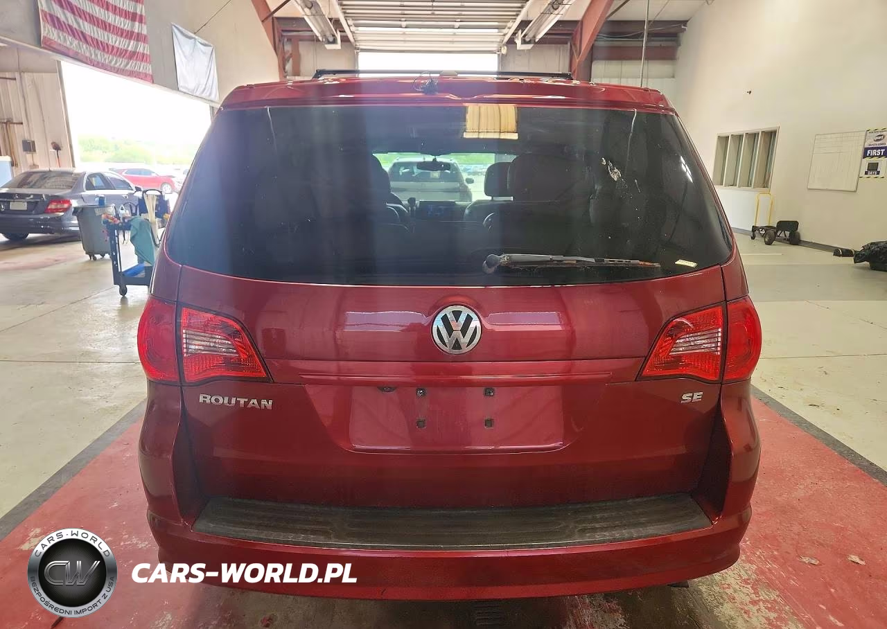 2012 Volkswagen Routan Se VIN:2C4RVABG7CR276680 - 6