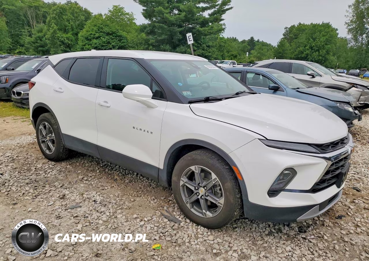 2023 Chevrolet Blazer 2Lt VIN:3GNKBHR47PS217207 - 4