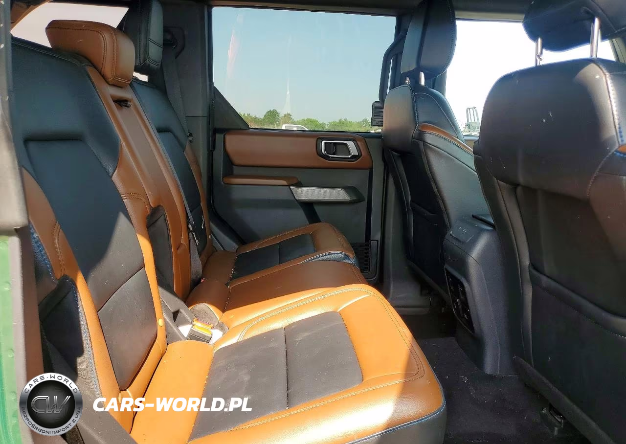 2023 Ford Bronco Base VIN:1FMDE5DH5PLA99404 - 11