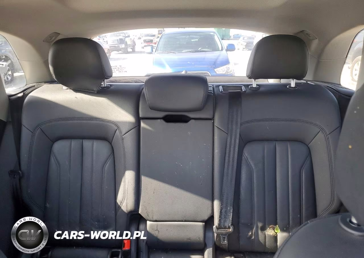 2018 Audi Q5 Premium Plus VIN:WA1BNAFY2J2151533 - 10