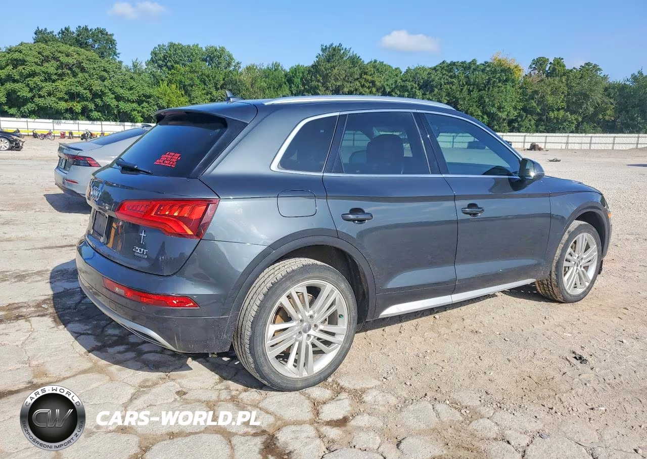 2018 Audi Q5 Premium Plus VIN:WA1BNAFY2J2151533 - 3