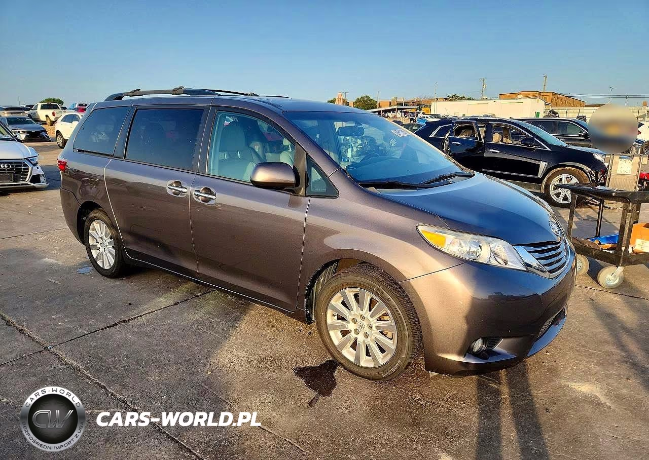 2015 Toyota Sienna Xle 7-Passenger VIN:5TDDK3DC5FS099146 - 4