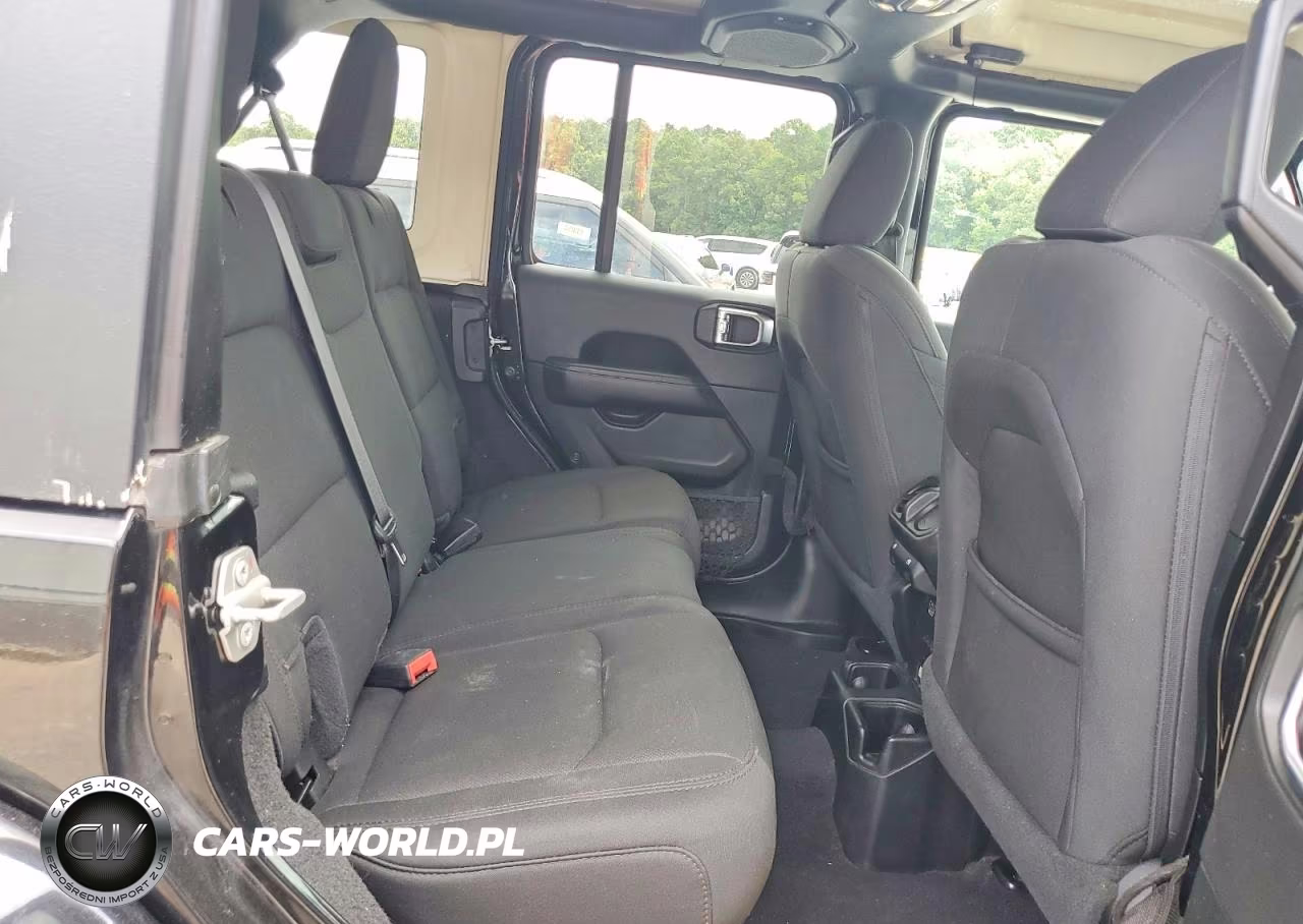 2020 Jeep Wrangler Unlimited Sahara VIN:1C4HJXEN8LW214149 - 11