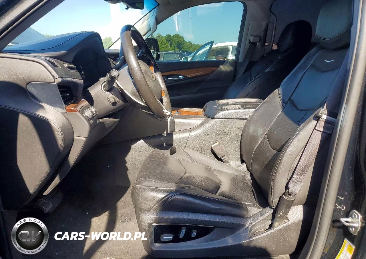 2017 Cadillac Escalade Luxury VIN:1GYS4BKJ9HR123795 - 7