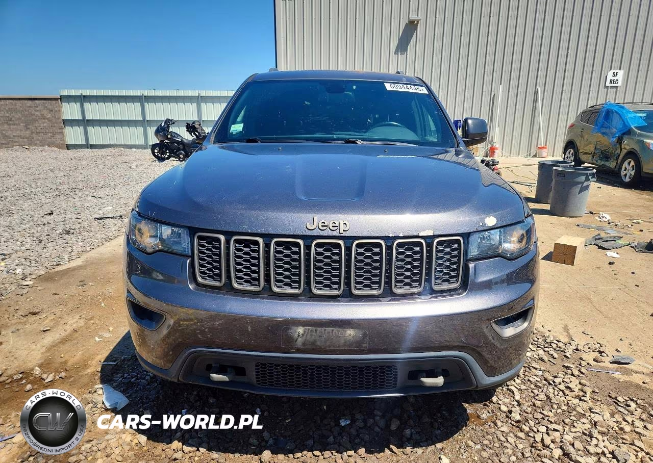 2016 Jeep Grand Cherokee Laredo VIN:1C4RJFAG7GC451292 - 5
