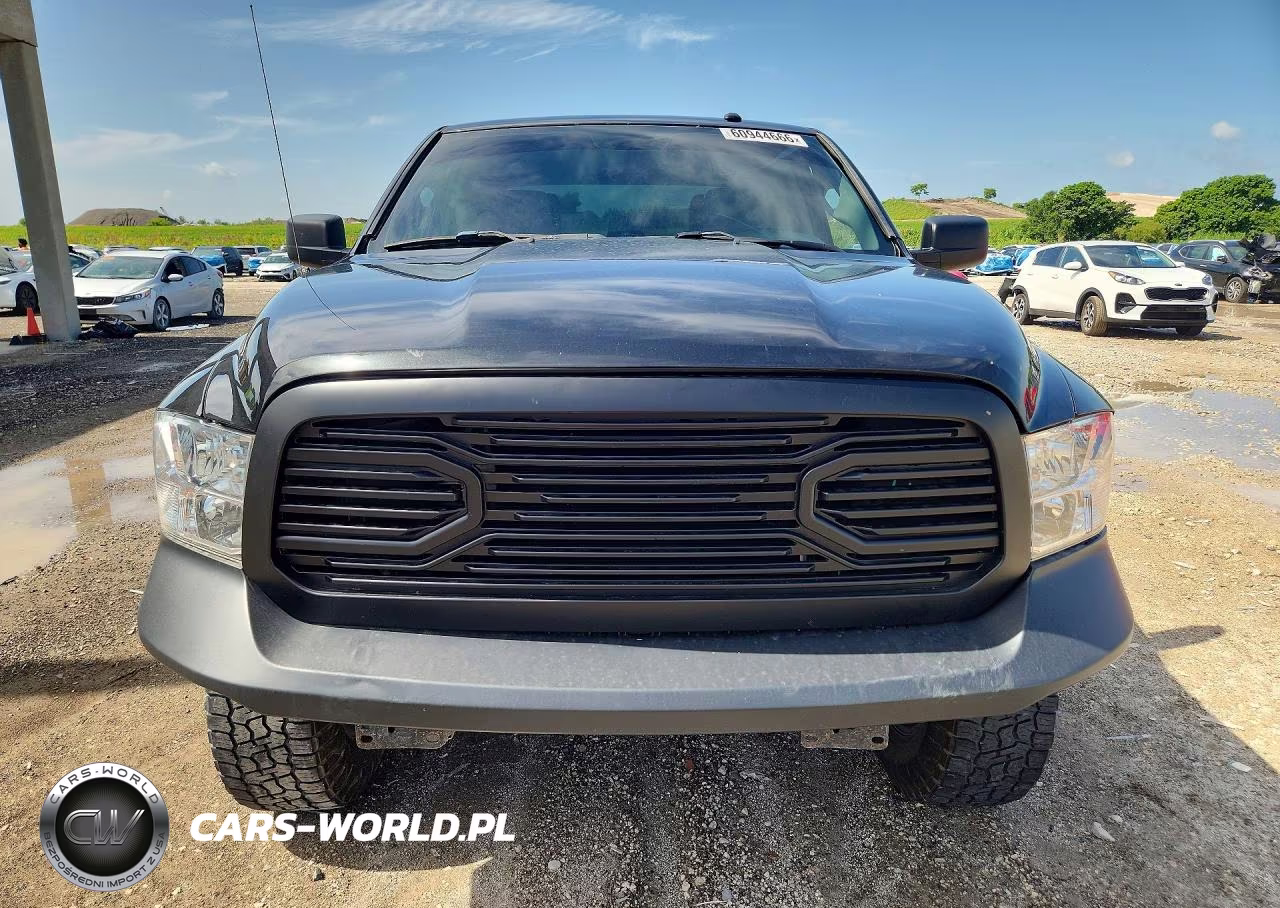 2017 Ram 1500 St VIN:3C6RR7KT6HG728952 - 5