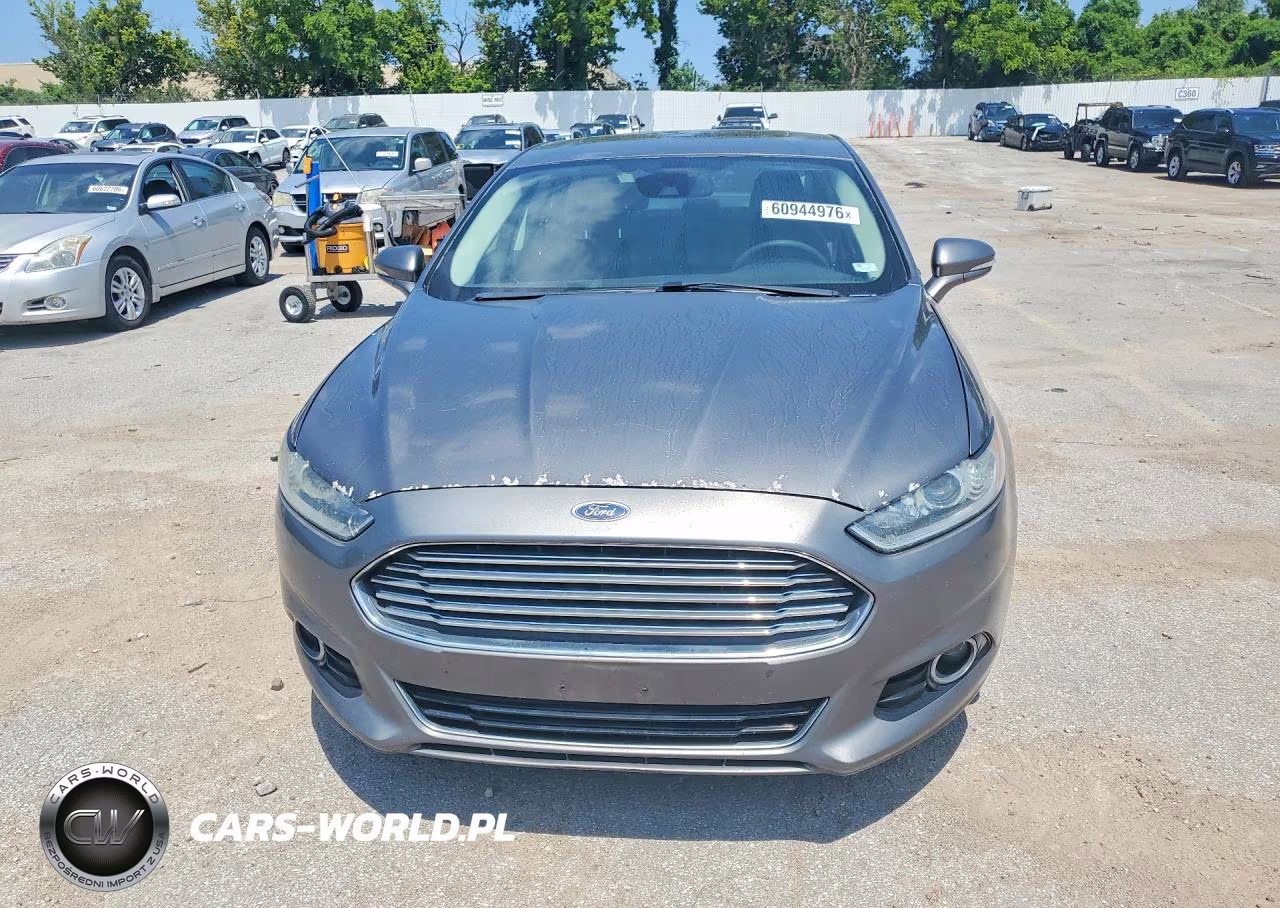 2013 Ford Fusion Titanium VIN:3FA6P0D97DR315324 - 5