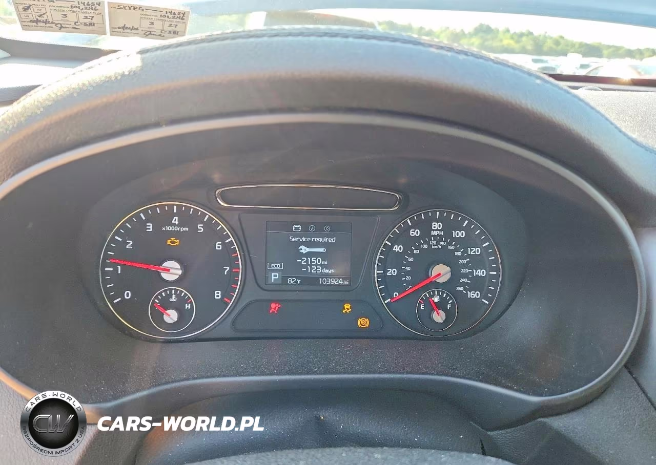 2020 Kia Sorento S VIN:5XYPG4A50LG614654 - 9