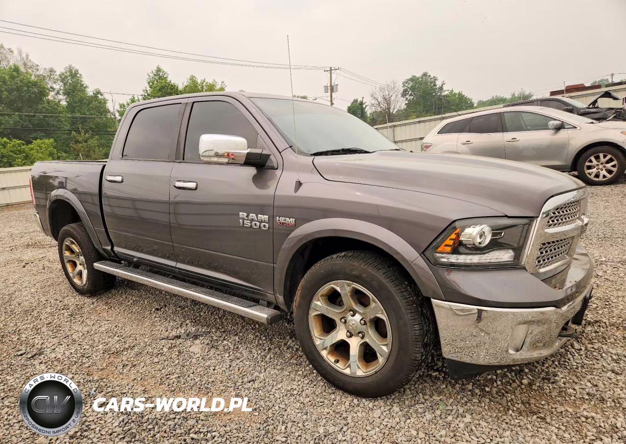 2016 Ram 1500 Laramie VIN:1C6RR7NT8GS418143 - 4