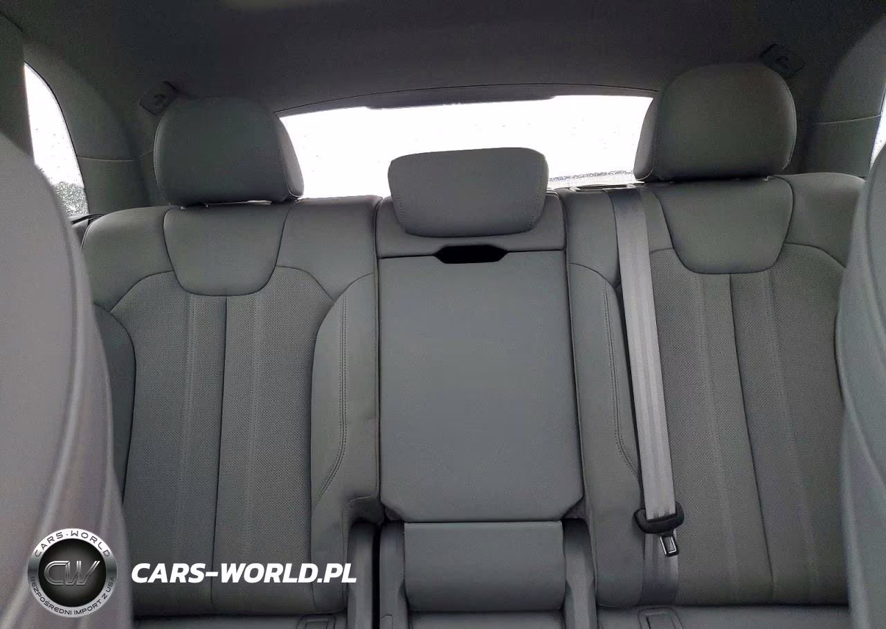 2018 Audi Q5 Prestige VIN:WA1CNAFYXJ2217444 - 10