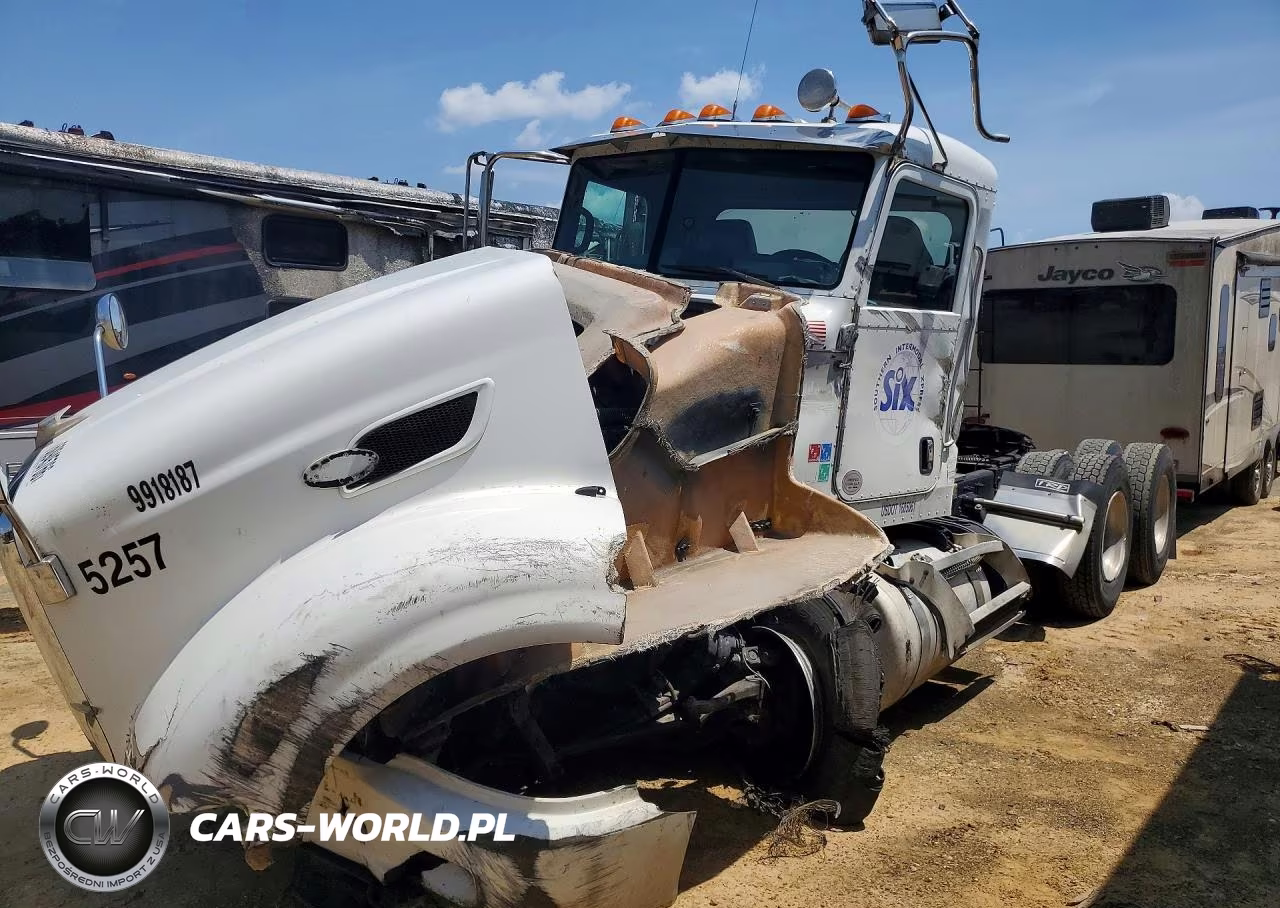 2013 Peterbilt 386 Semi Truck – zdjęcie 1 z 13