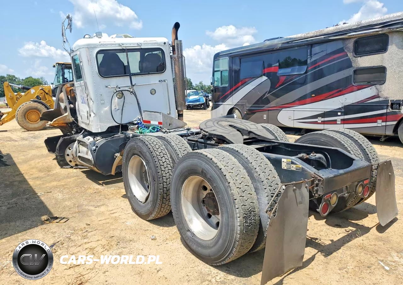 2013 Peterbilt 386 Semi Truck VIN:1XPHDPX0DD194476 - 2