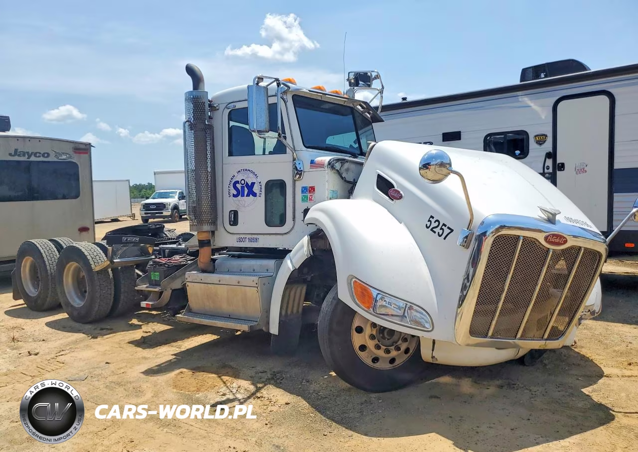 2013 Peterbilt 386 Semi Truck VIN:1XPHDPX0DD194476 - 4