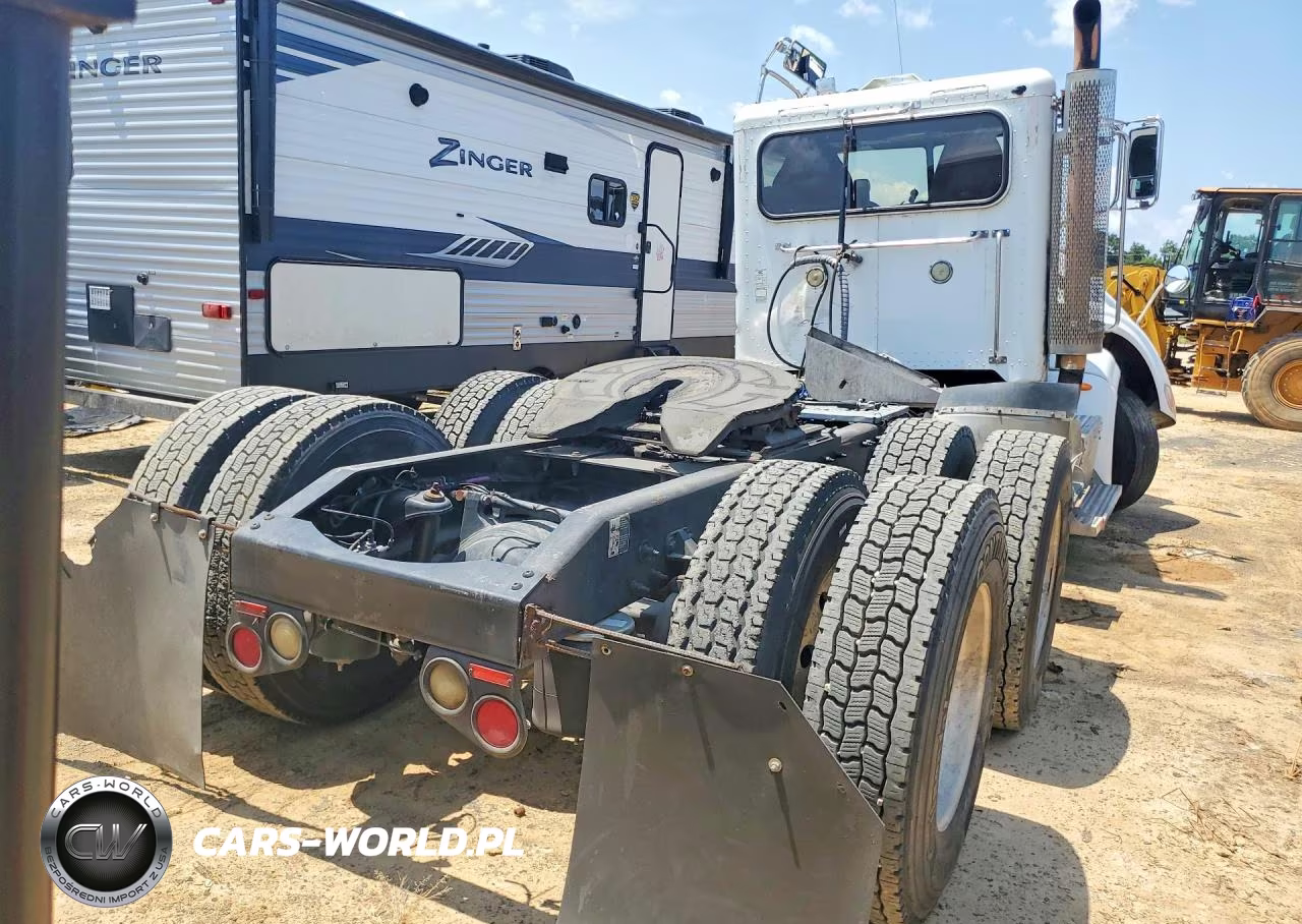 2013 Peterbilt 386 Semi Truck VIN:1XPHDPX0DD194476 - 6