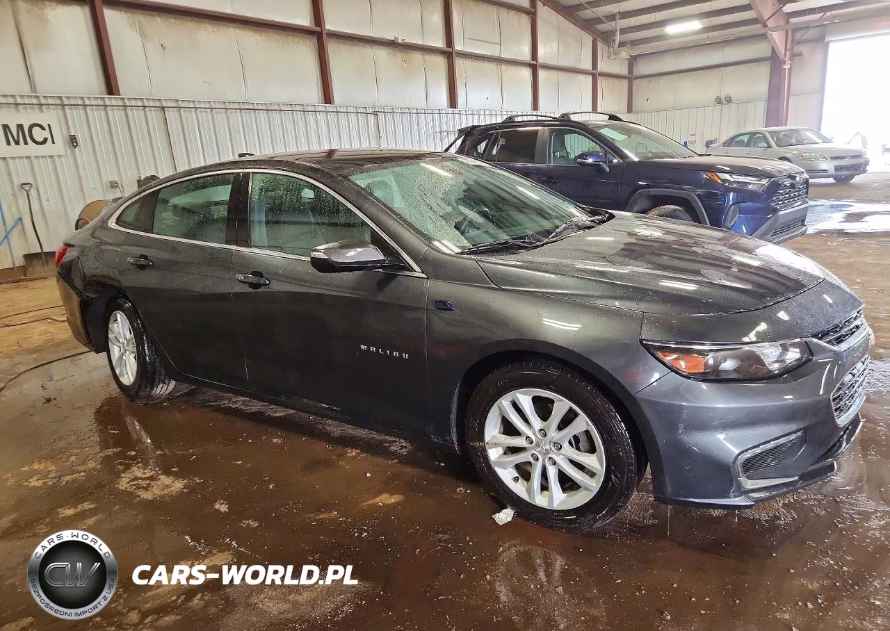 2017 Chevrolet Malibu Lt VIN:1G1ZE5ST6HF116995 - 4