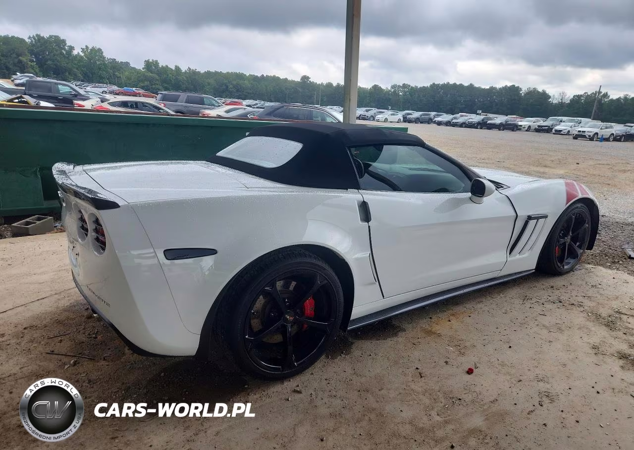 2013 Chevrolet Corvette Grand Sport VIN:1G1YW3DW0D5105057 - 3