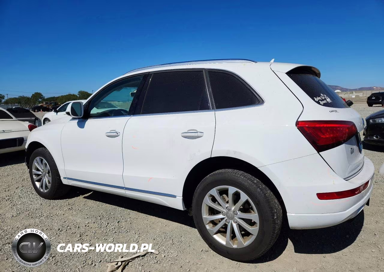 2015 Audi Q5 Premium VIN:WA1CFAFP1FA138990 - 2