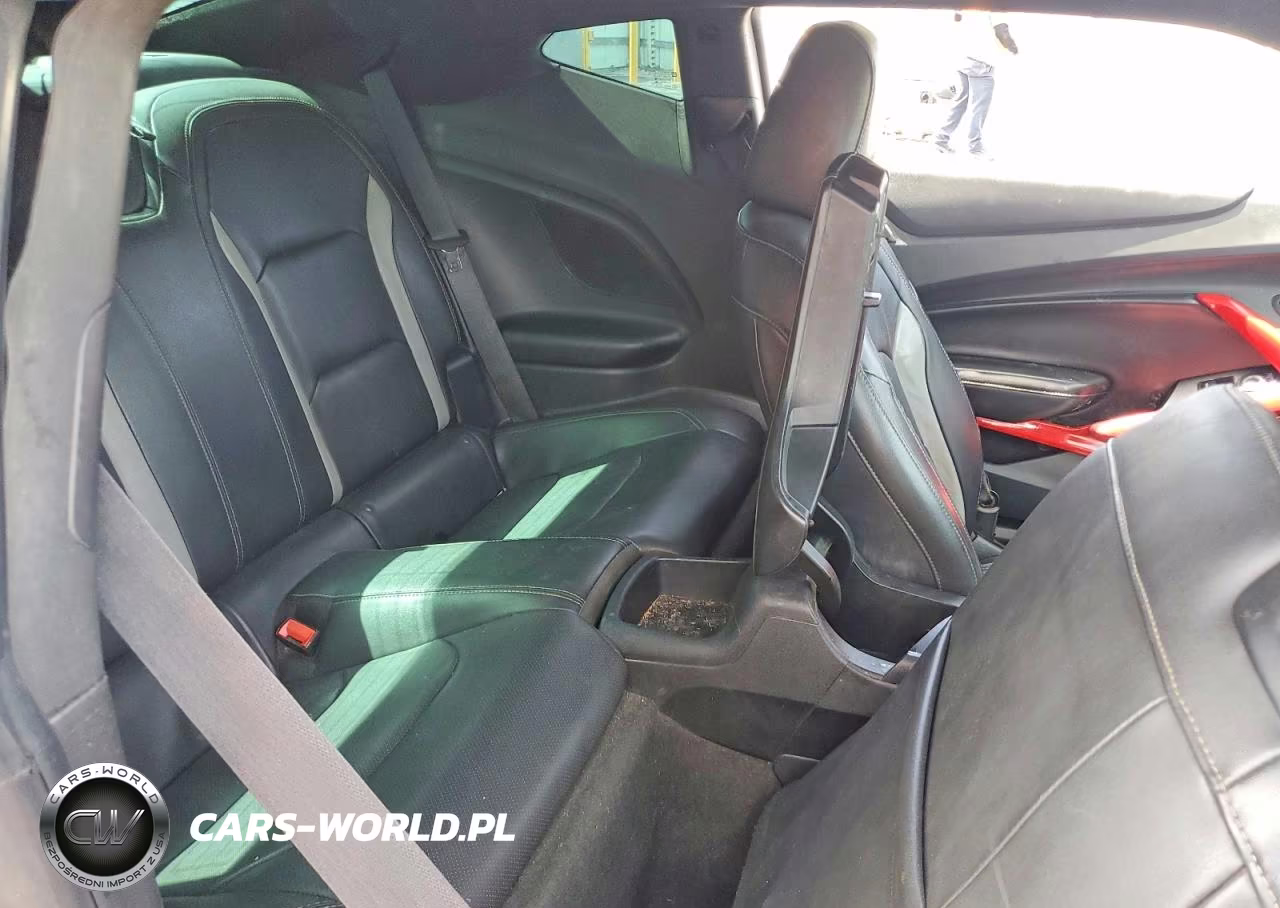 2018 Chevrolet Camaro Lt VIN:1G1FD1RS7J0191872 - 10