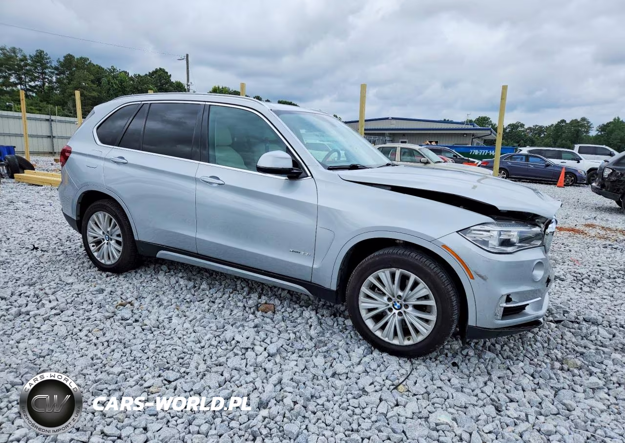 2016 BMW X5 xDrive35I VIN:5UXKR0C56G0U12602 - 4