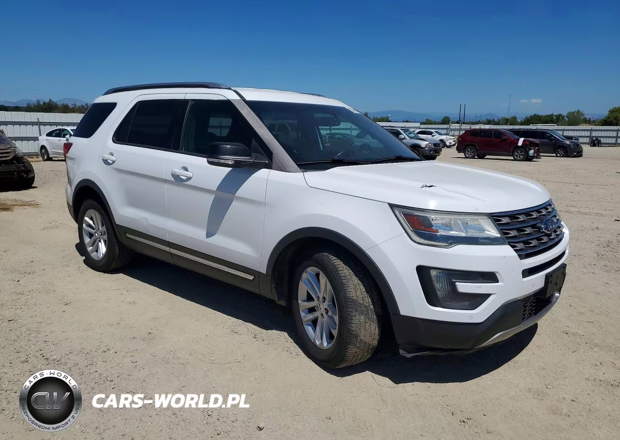 2016 Ford Explorer Xlt VIN:1FM5K7D8XGGA18284 - 4