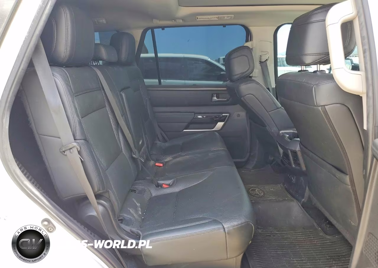 2023 Toyota Sequoia Limited VIN:7SVAAABA8PX010229 - 11