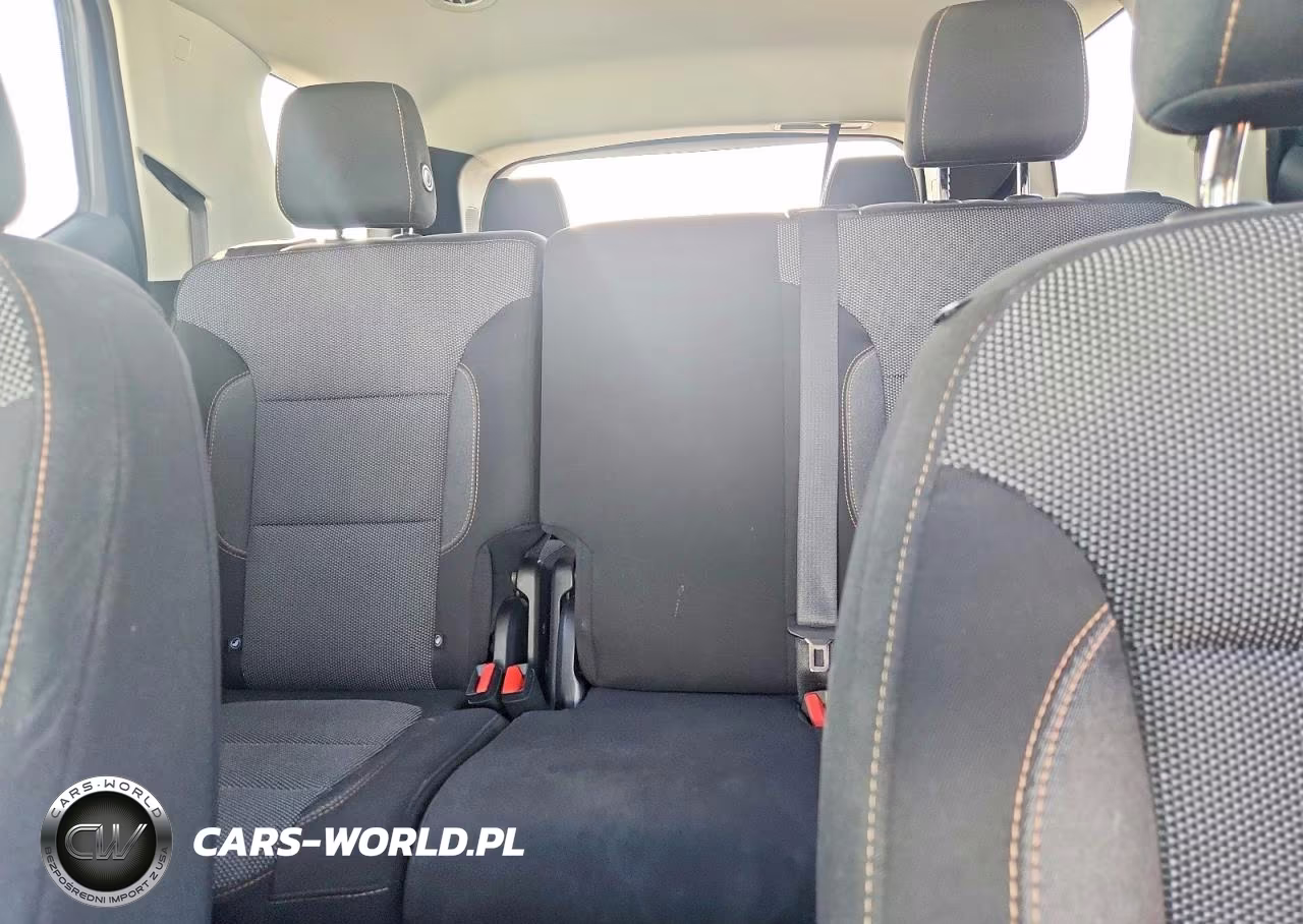 2018 Chevrolet Traverse Ls VIN:1GNEVFKWXJJ172440 - 10