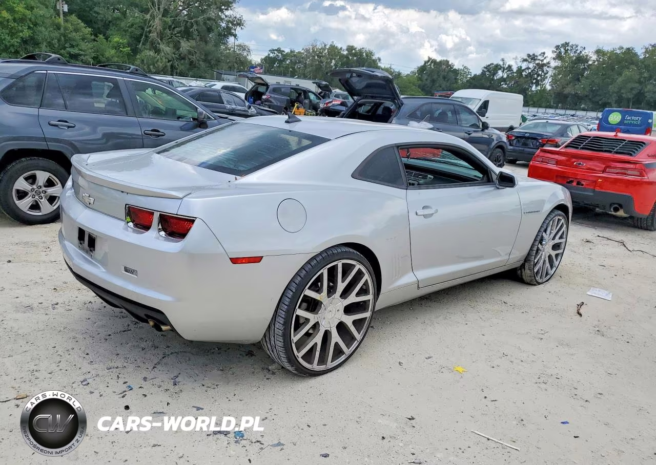 2013 Chevrolet Camaro Ls VIN:2G1FA1E32D9226769 - 3