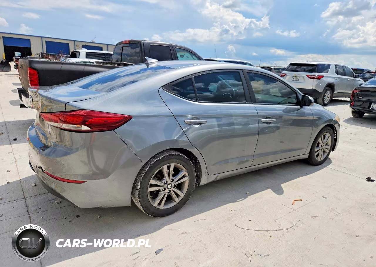 2018 Hyundai Elantra Sel VIN:KMHD84LF7JU592892 - 3