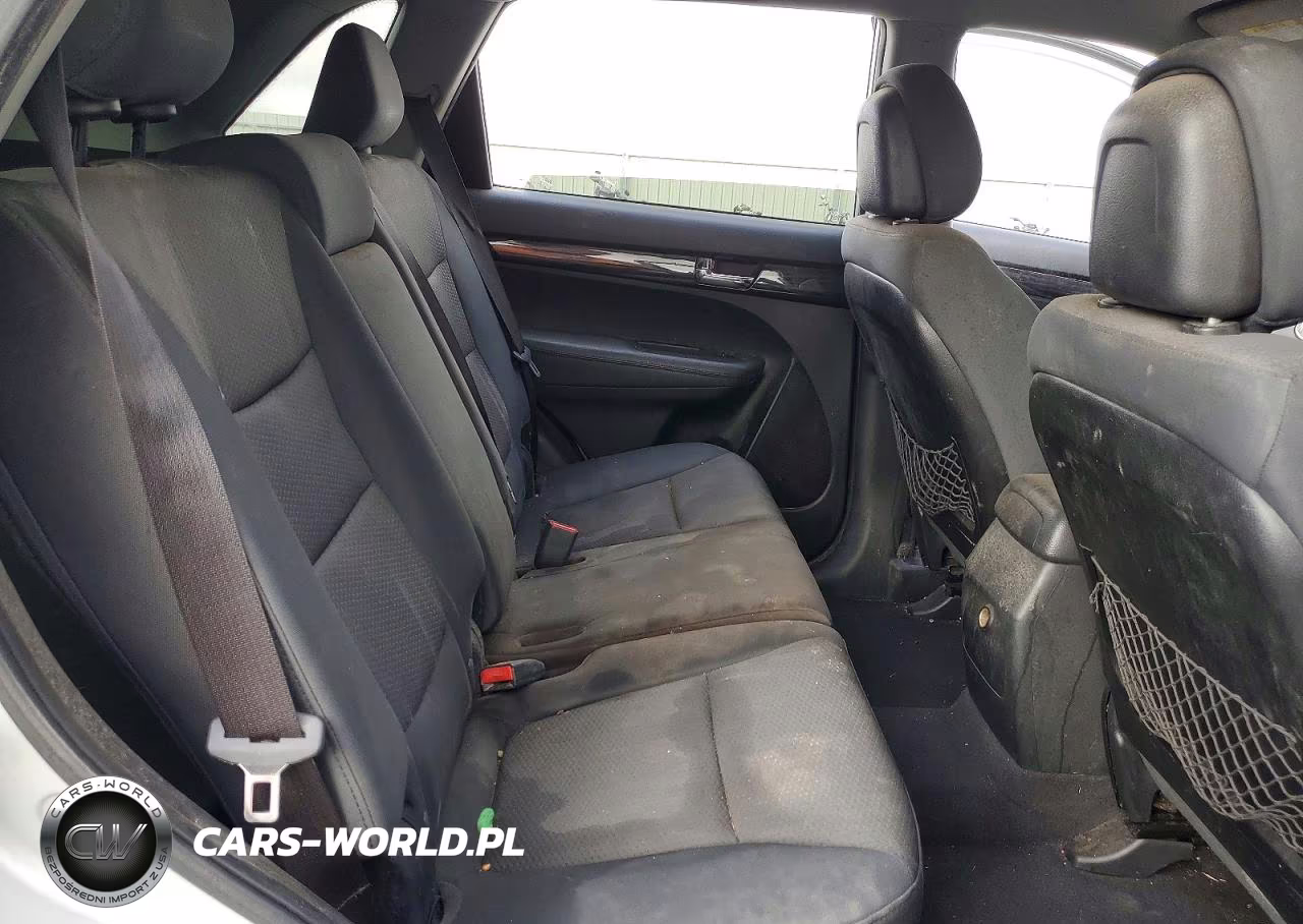 2013 Kia Sorento Lx VIN:5XYKT3A15DG359370 - 11