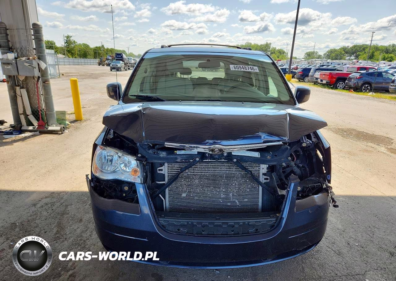 2009 Chrysler Town & Country Touring VIN:2A8HR54189R635679 - 5