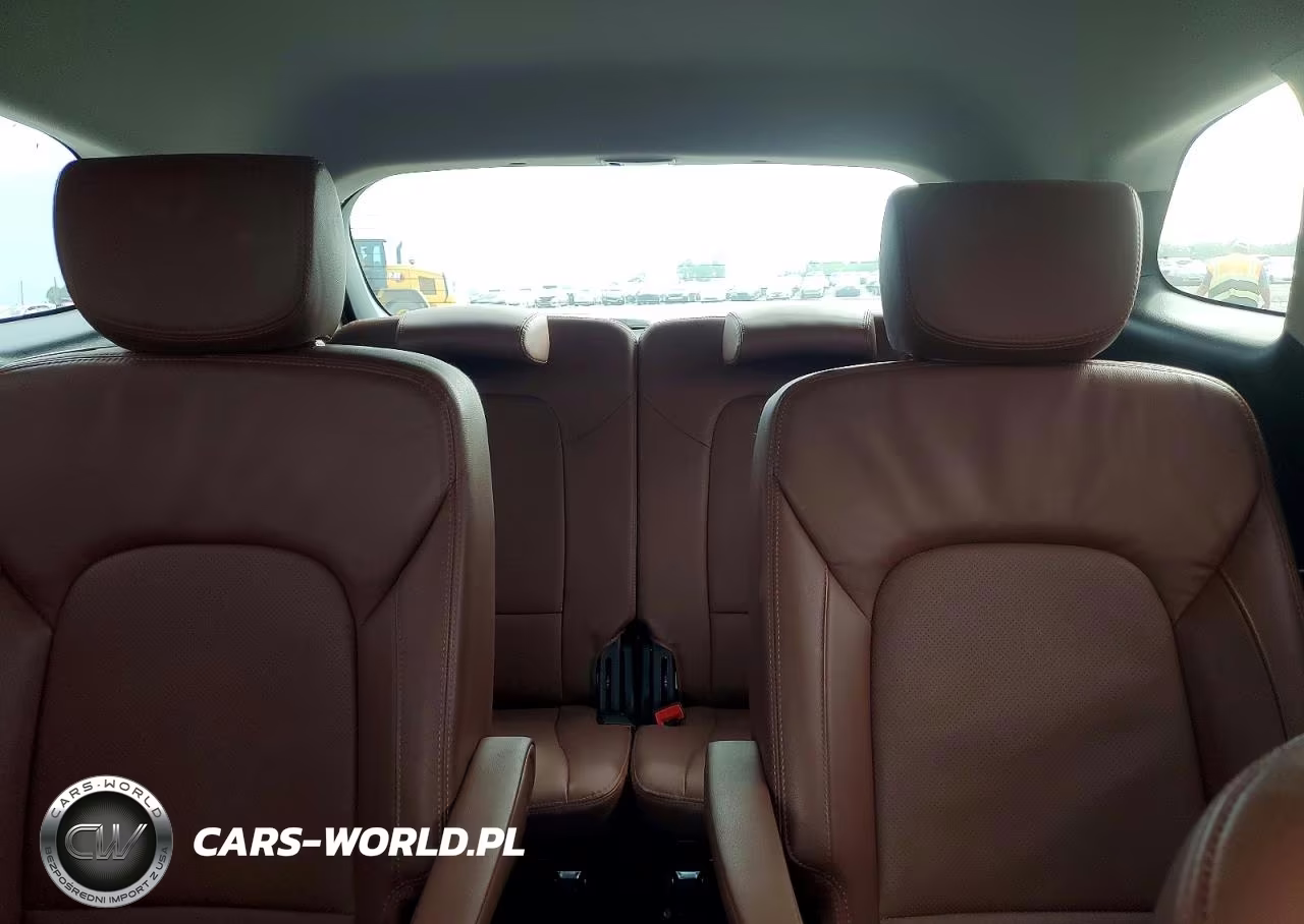 2015 Hyundai Santa Fe Limited VIN:KM8SN4HFXFU111081 - 10