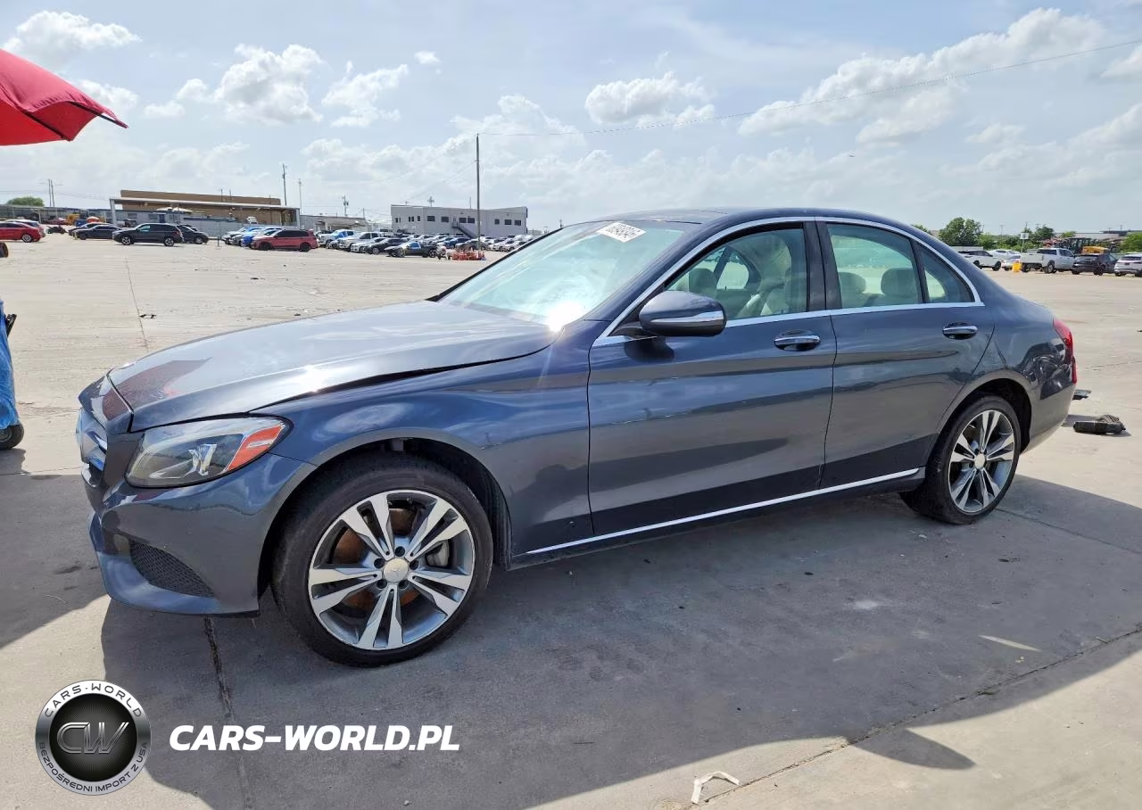 2015 Mercedes-Benz C 300 4Matic – zdjęcie 1 z 13