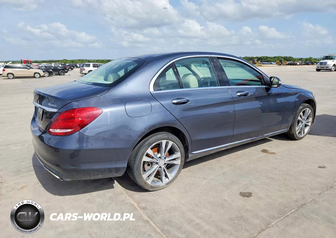 2015 Mercedes-Benz C 300 4Matic VIN:55SWF4KB5FU003497 - 3