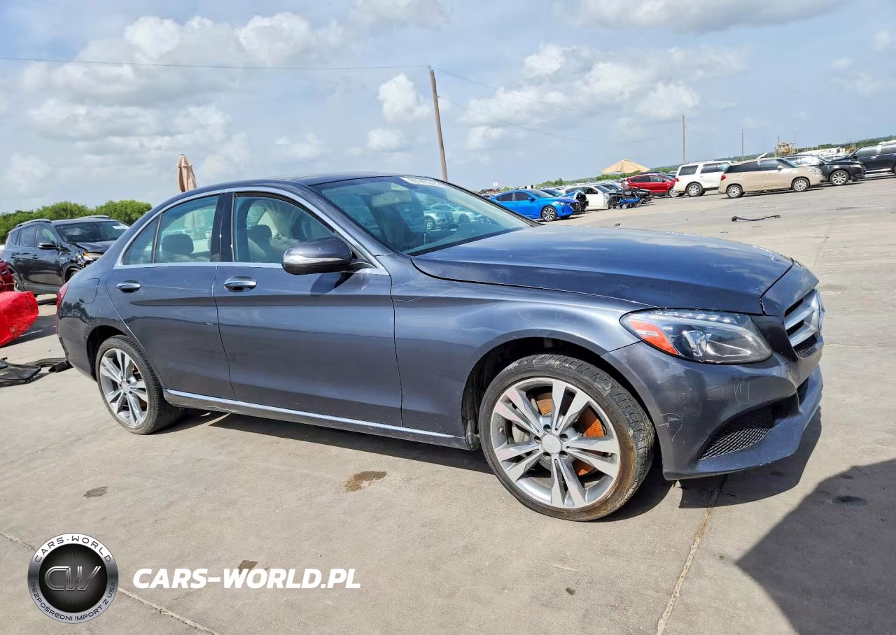 2015 Mercedes-Benz C 300 4Matic VIN:55SWF4KB5FU003497 - 4