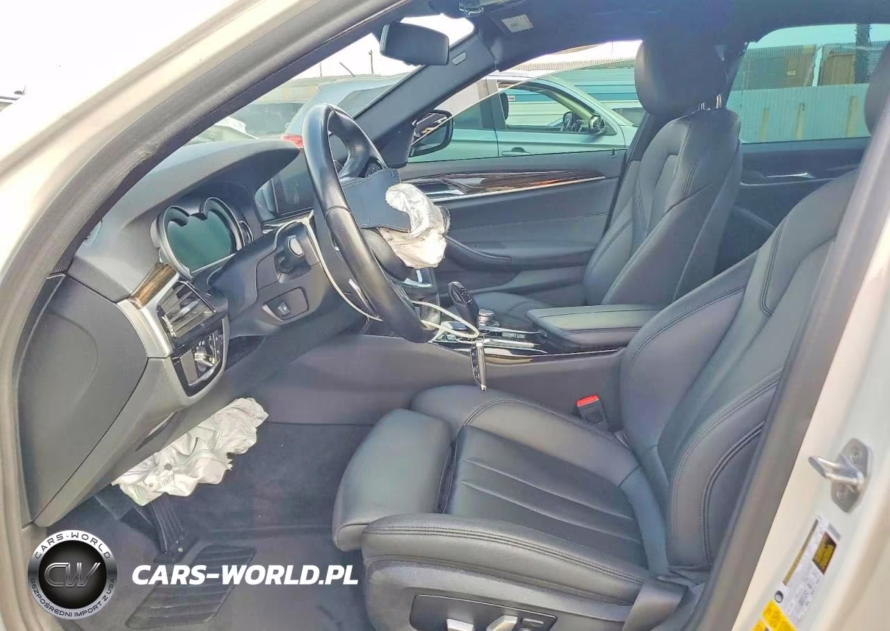 2019 BMW 530E VIN:WBAJA9C55KB399635 - 7
