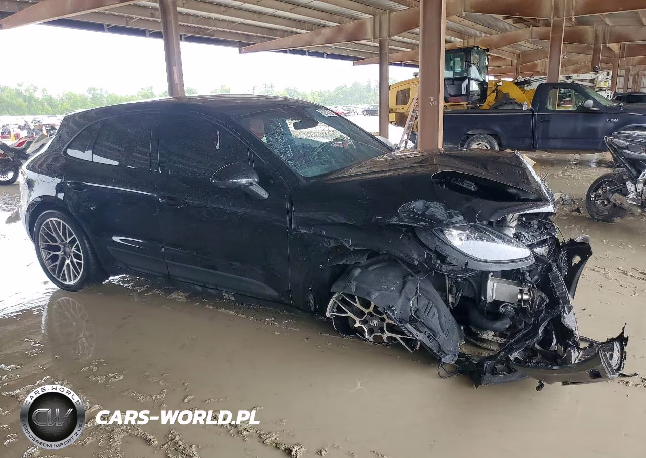 2020 Porsche Macan VIN:WP1AA2A56LLB04551 - 4