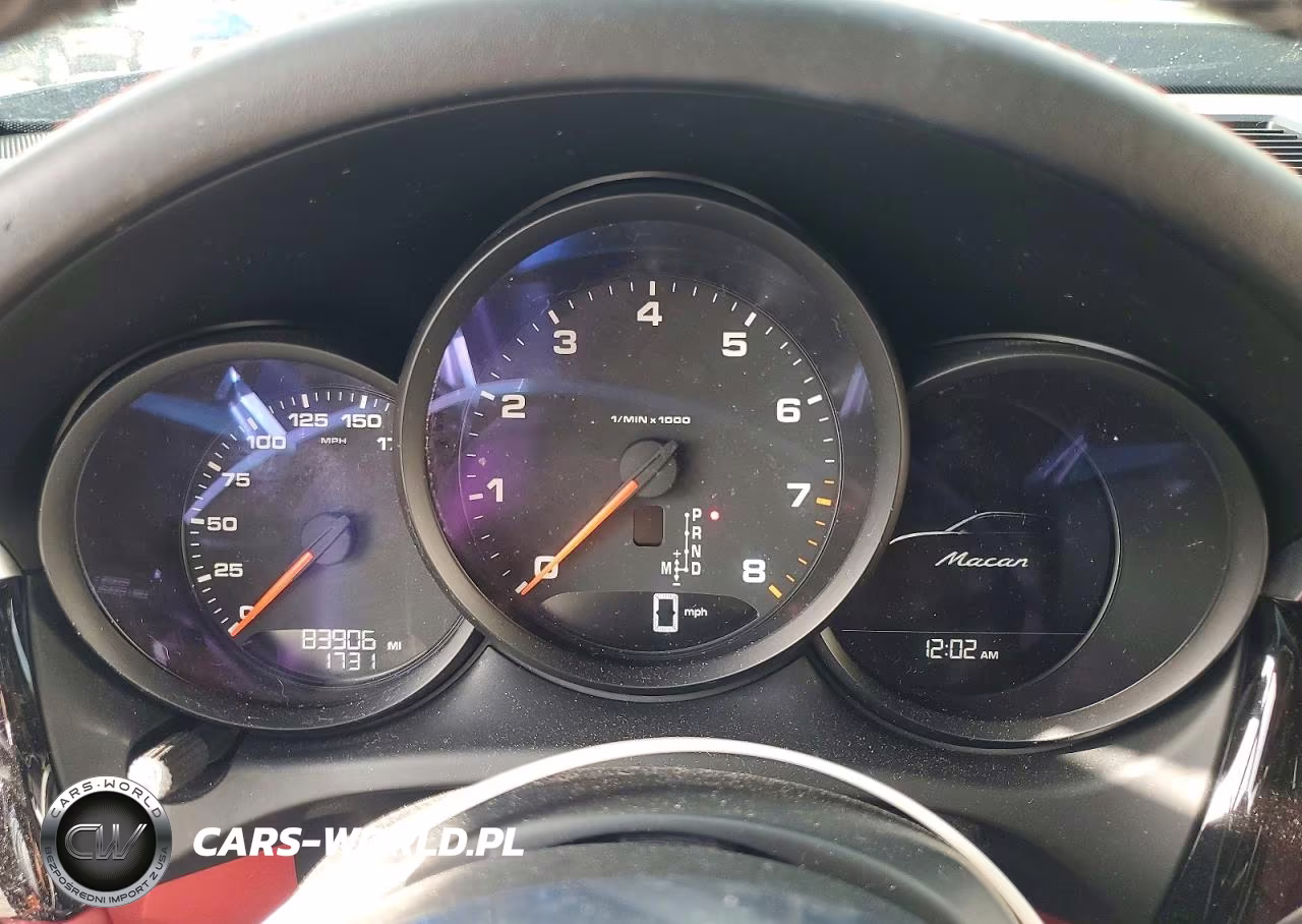 2020 Porsche Macan VIN:WP1AA2A56LLB04551 - 9