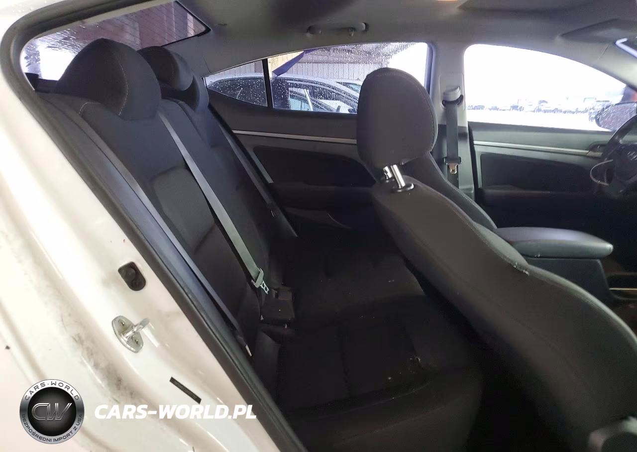 2018 Hyundai Elantra Value Edition VIN:5NPD84LF2JH221797 - 10