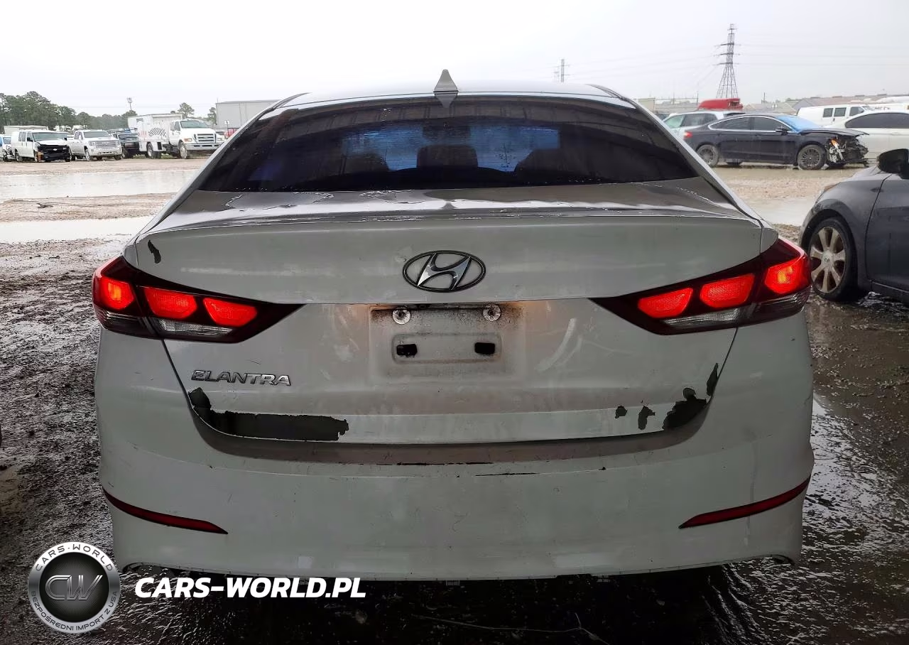 2018 Hyundai Elantra Value Edition VIN:5NPD84LF2JH221797 - 6
