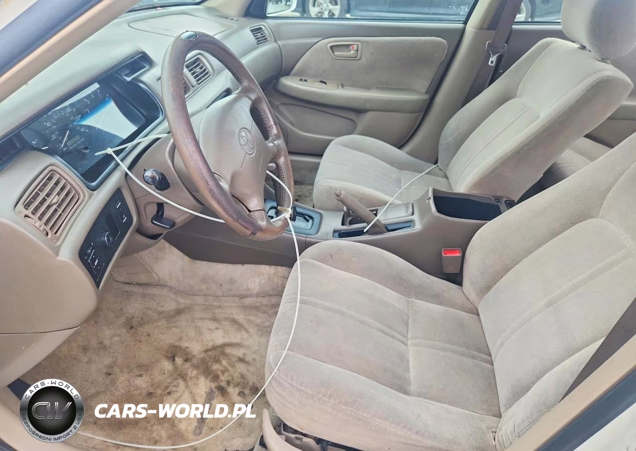1999 Toyota Camry Le VIN:JT2BG28K0X0340421 - 7