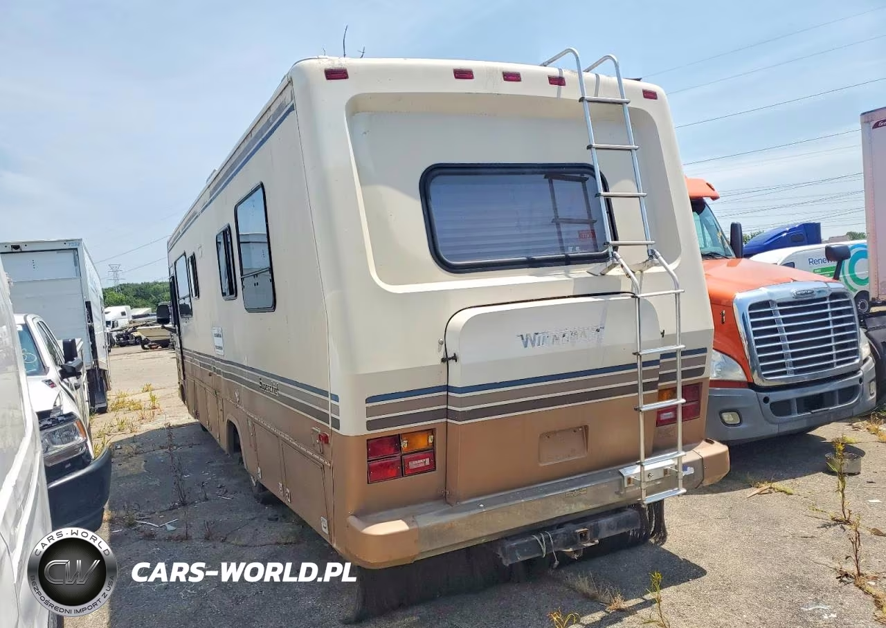 1989 Winnebago Superchief Rv VIN:1GBKP37WXK3312851 - 3