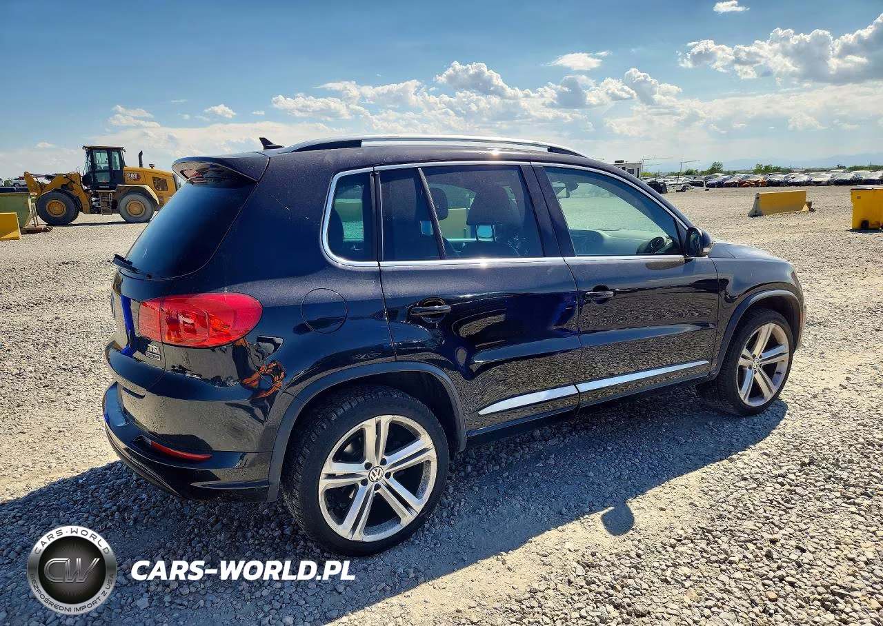 2016 Volkswagen Tiguan S-Se-Sel-R-Line VIN:WVGBV7AX1GW081432 - 3
