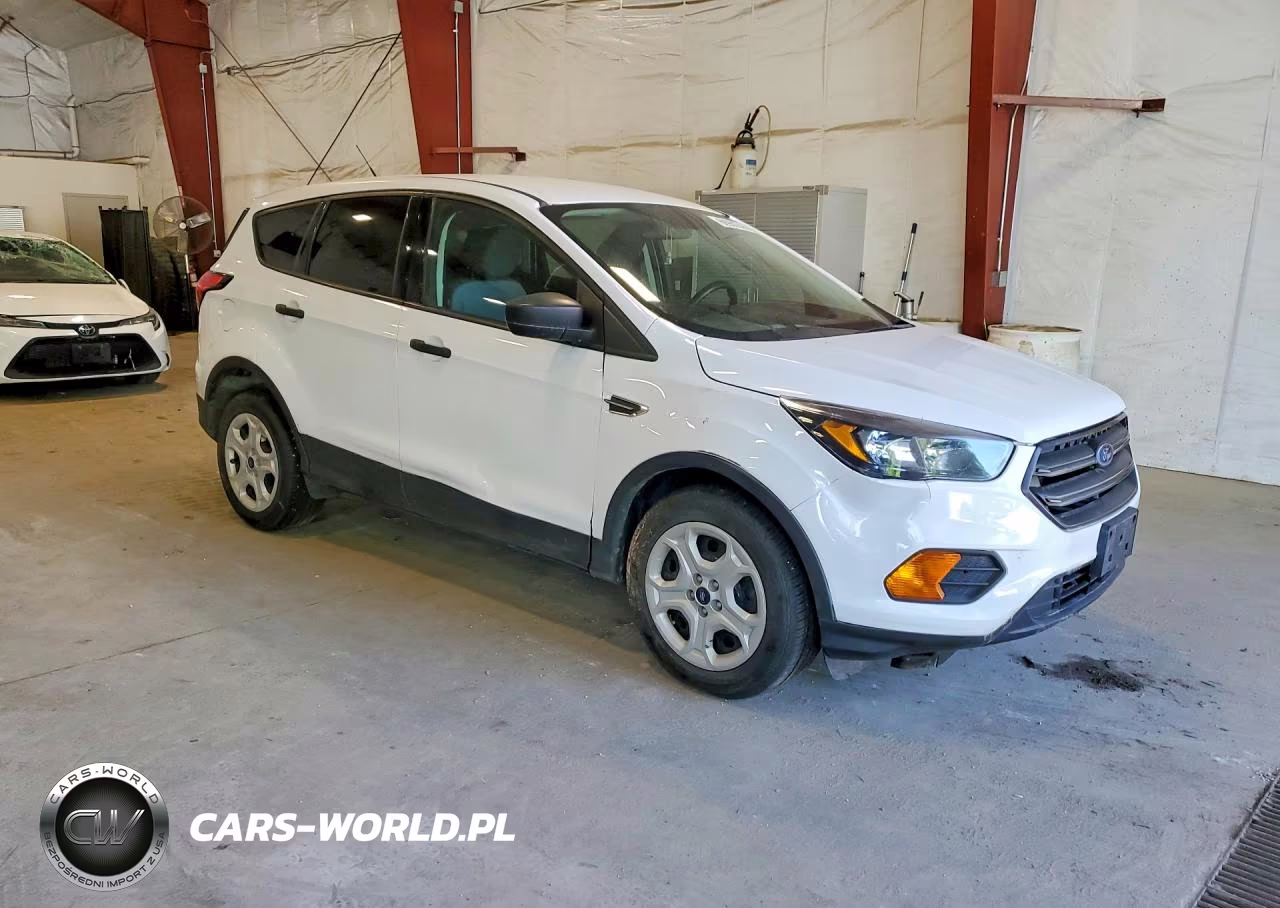 2019 Ford Escape S VIN:1FMCU0F71KUB36439 - 4
